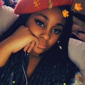 Meet your Posher, Camiah